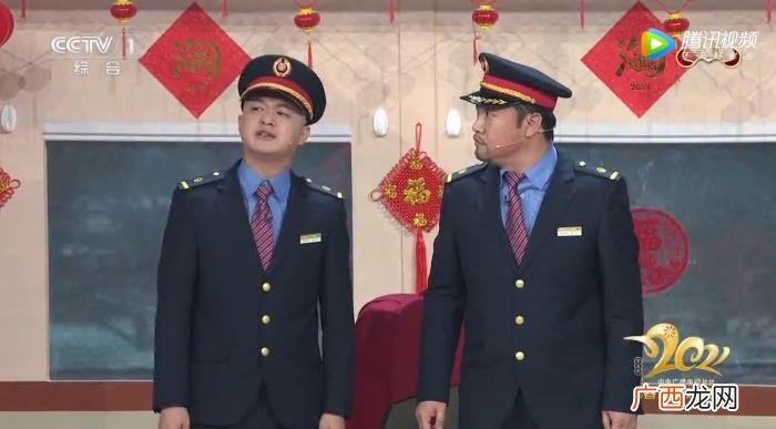 贾冰倪妮小品,央视春晚贾冰搭档倪妮张雨绮