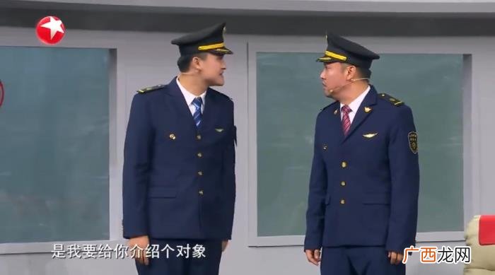 贾冰倪妮小品,央视春晚贾冰搭档倪妮张雨绮