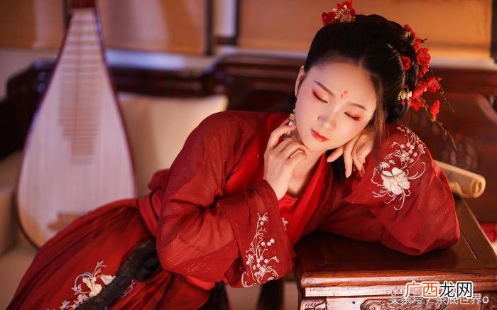 有个性的女人难驾驭，最难驾驭的4大星座女