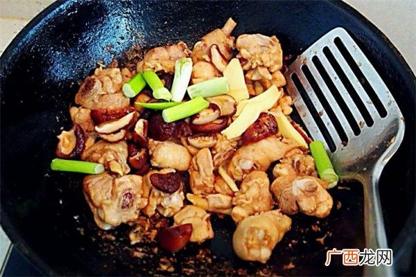 冬菇焖鸡的做法冬菇怎么吃