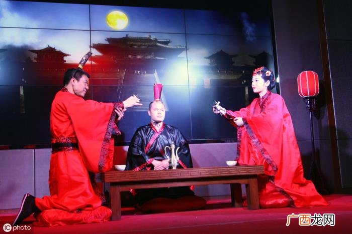 爱上已婚男人该怎么办，爱上一个有家室的男人