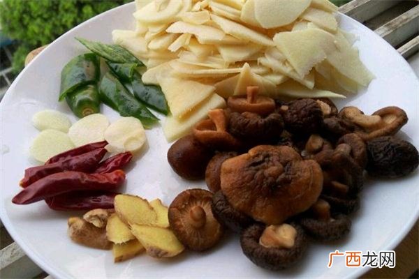 冬菇是热性还是凉性冬菇是高嘌呤食物吗