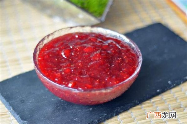 做草莓酱一斤草莓放多少糖草莓酱太甜了怎么办