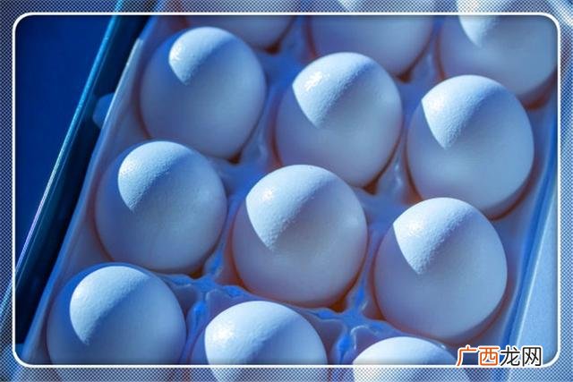镇上开什么店比较稳,一万块可以做什么生意呢