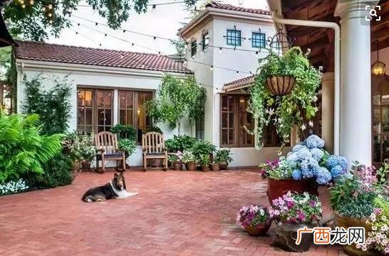我想做生意没钱没经验 想开店没本钱可以贷款吗