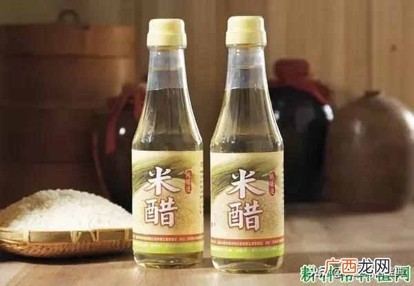 米醋是什么做的？米醋是白醋吗