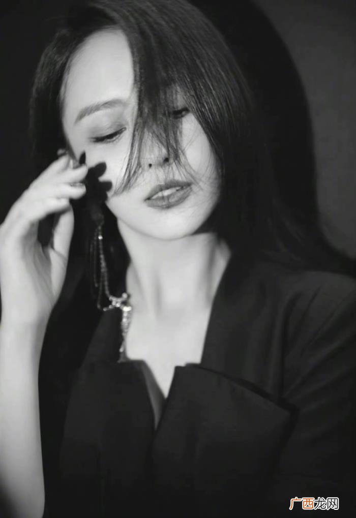 佟丽娅跳舞一般，佟丽娅女团造型跳舞