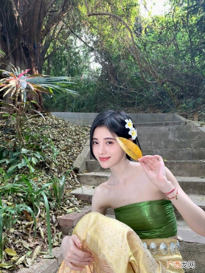 鞠婧祎鼻子算什么类型，鞠婧祎鼻子透光不止一次