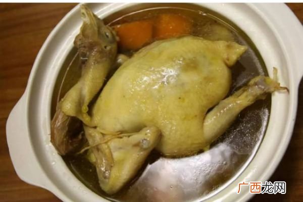 整只鸡煲汤的做法整只鸡应该怎么煲汤