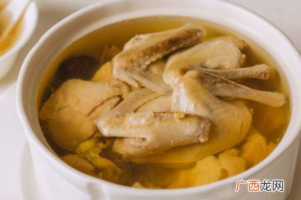 整只鸡煲汤的做法整只鸡应该怎么煲汤
