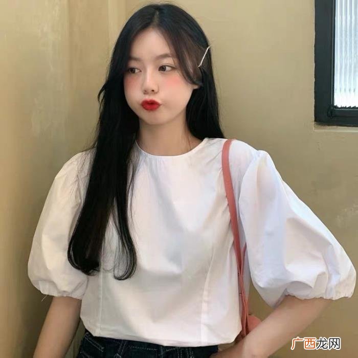 肩宽怎么穿才能摆脱体积感 肩宽怎么穿衣