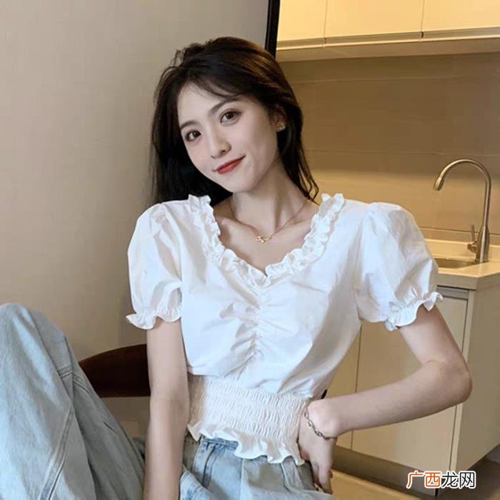 肩宽怎么穿才能摆脱体积感 肩宽怎么穿衣