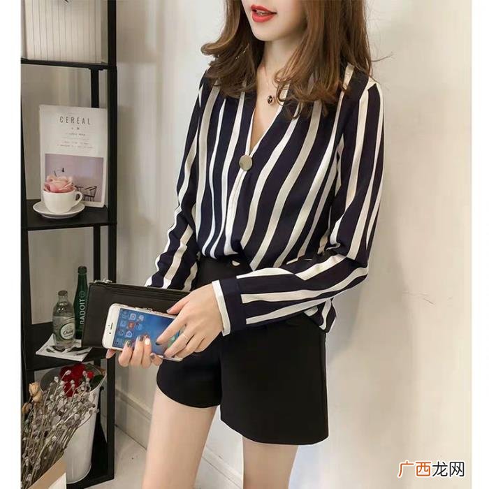 肩宽怎么穿才能摆脱体积感 肩宽怎么穿衣