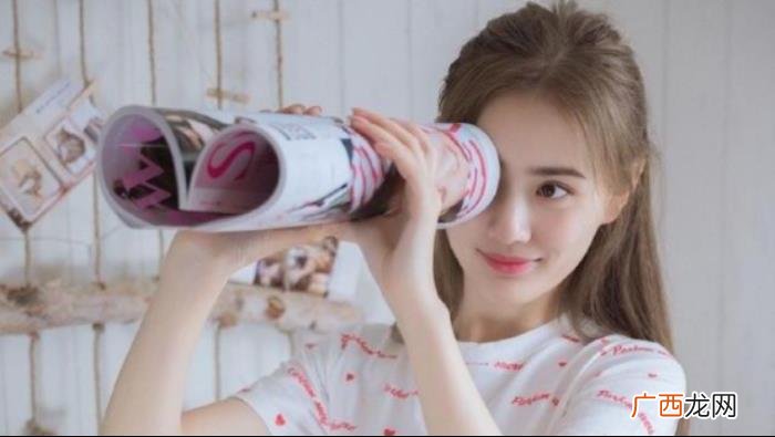 对感情果断洒脱的女生，这四个星座女爱的洒脱