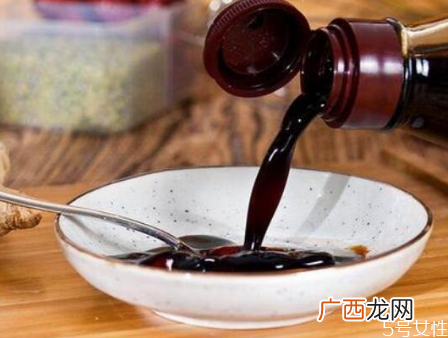 酱油吃多了体内黑色素会增加吗酱油放多了怎么补救