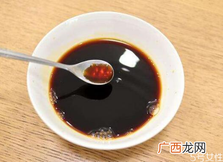 酱油吃多了体内黑色素会增加吗酱油放多了怎么补救
