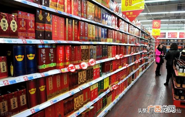 批发酒水的利润有多大,酒水批发需要多少资金