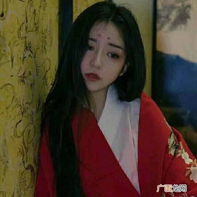 谈笑风生是什么意思？