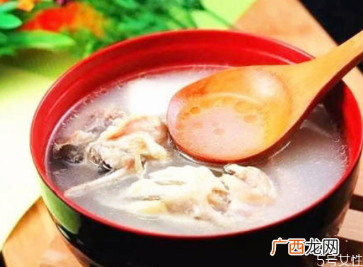 夏天下奶汤喝什么喝下奶汤有必要吗