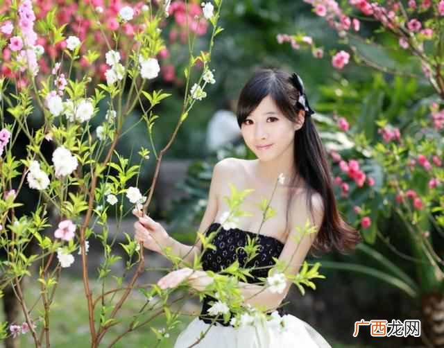 含蓄是什么意思？含蓄的女人有哪些特点，诗人