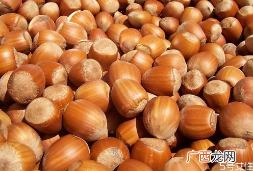 榛子能开水煮熟吃吗泡水的榛子多久开口