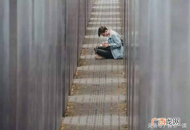 肤浅的人什么意思？