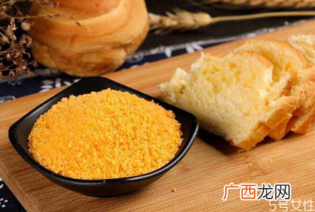 面包糠怎么裹才不会掉面包糠可以做什么美食