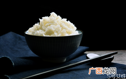 米饭怎么蒸一粒一粒的剩饭熬粥好不好