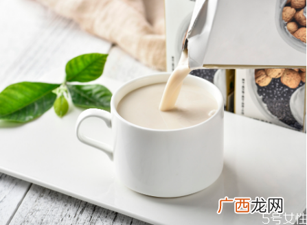 牛奶煮沸会不会破坏营养煮沸牛奶会致癌吗