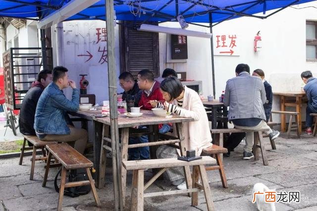 开粉店一天只卖了40碗,中国开的最成功的面馆是谁