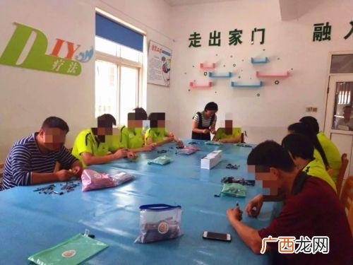 不愁销路的小型加工厂 中性笔加工加盟好项目