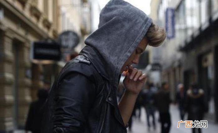 被伤过的男人，感情上受过重创的男人
