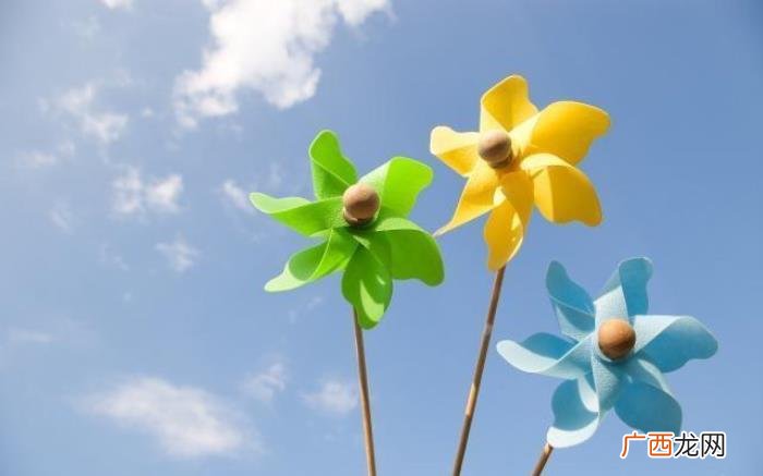 五四青年节歌颂青春的祝福短信 致青春句子简短的