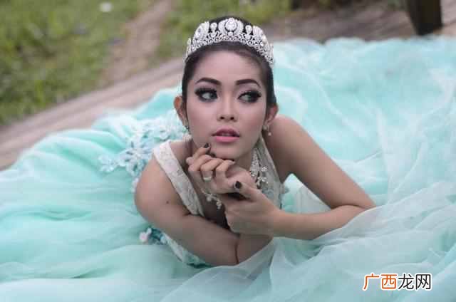 听听男人们的大实话 到底什么是女人味