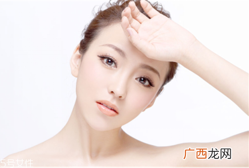 夏季如何护肤 补水保湿是关键