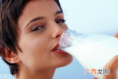 40岁女性适合什么牌子护肤品 教你延缓衰老