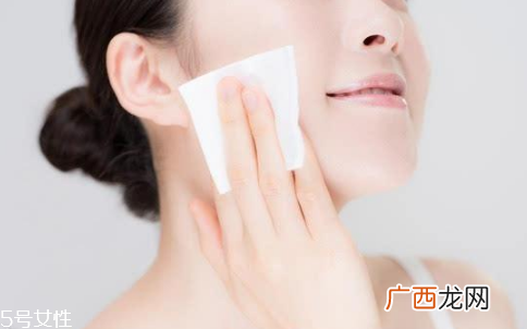 什么样的化妆棉适合湿敷 湿敷时间不宜过长