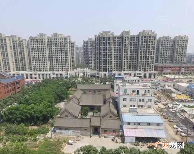 房屋拆迁钉子户是什么意思（中国“最惨”的钉