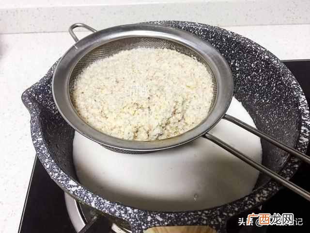 小学生早餐喝什么牛奶最营养(牛奶+鸡蛋竟然会