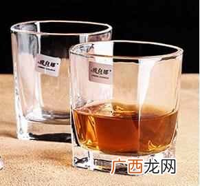 琴酒为什么是烈酒(为什么名侦探柯南里的酒叫