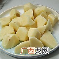 五花肉土豆芸豆炖