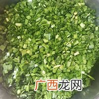 韭菜鸡蛋馅包子