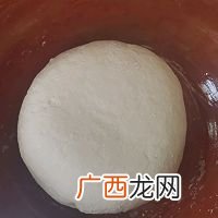 韭菜鸡蛋馅包子
