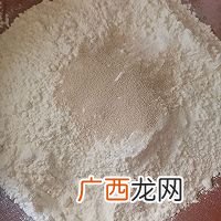 韭菜鸡蛋馅包子
