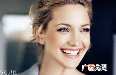 呼吸37度和ahc哪个好用 买ahc水乳还是呼吸水乳