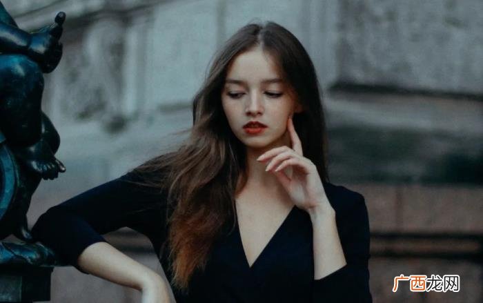 分手后自残的图片，男女双方轮流割腕自残