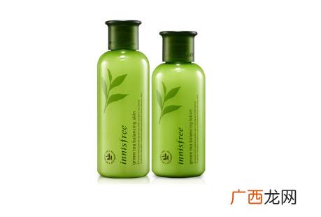 水乳和眼霜哪个先用 常见护肤品的使用顺序排列