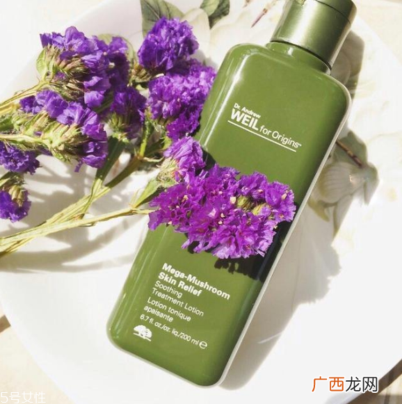 夏天油性皮肤用什么护肤品不油腻 油皮护肤品推荐