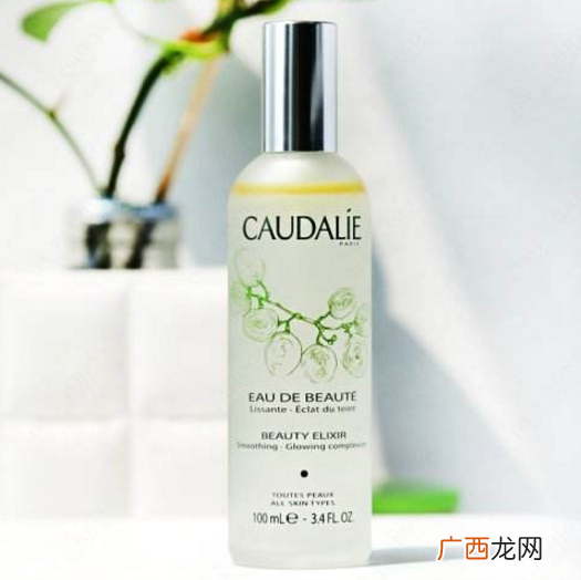 夏天油性皮肤用什么护肤品不油腻 油皮护肤品推荐