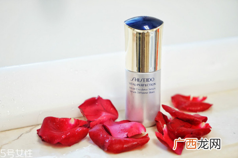 悦薇水乳敏感肌能用吗 主打美白抗老